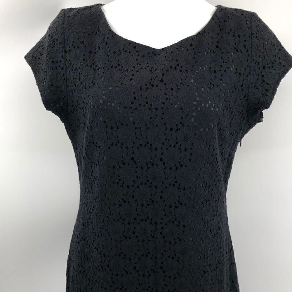 Dorothy Perkins black cut work capped sleeves dress